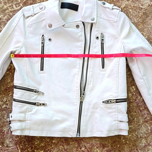 BLANKNYC Faux Leathet Moto Jacket - Picture 6 of 13